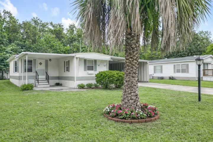 Virtual Staging outside front