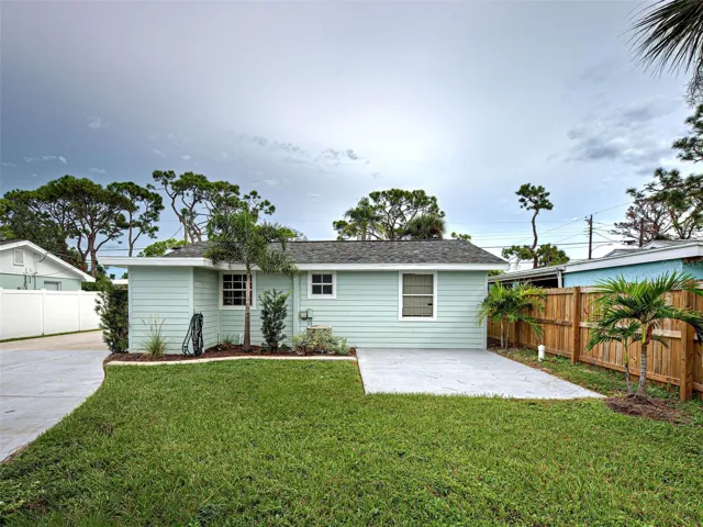 REAR VIEW OF HOUSE