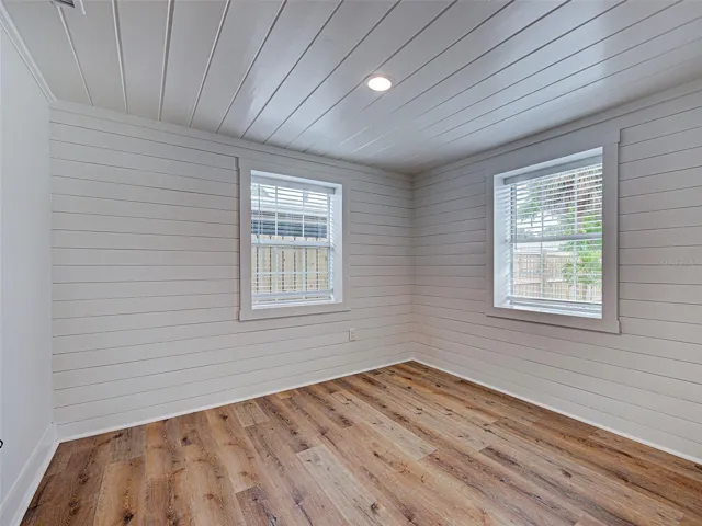 BEDROOM 2.