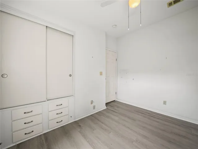 2nd Bedroom Storage