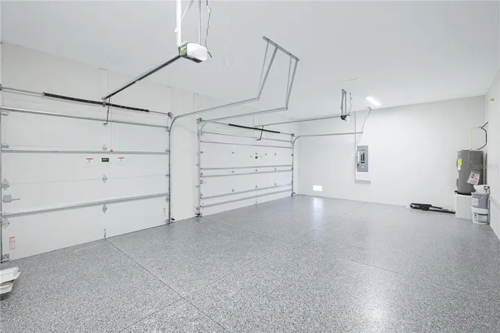 3-car, 720 sf garage with epoxy
