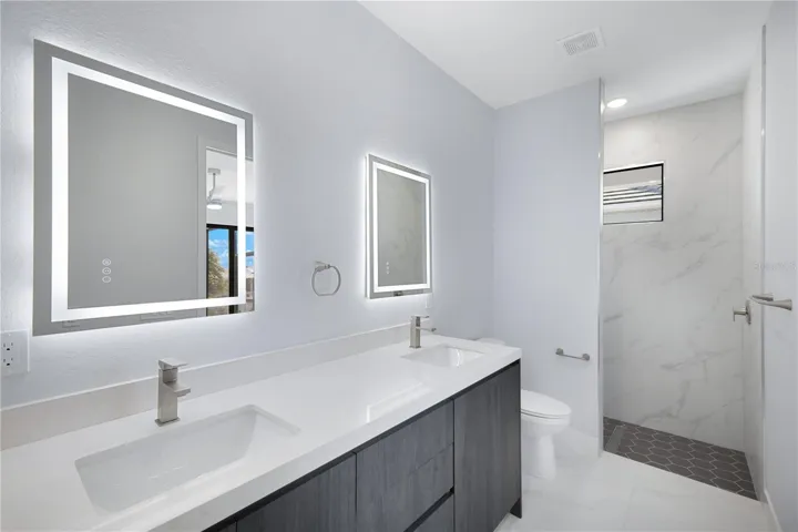 Junior Primary's ensuite bathroom