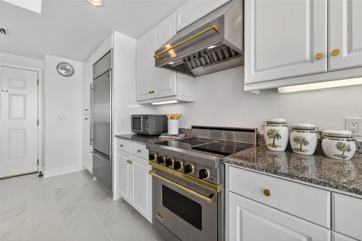 Viking Stove and Hood