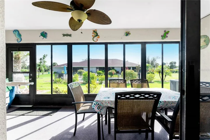 Acrylic glass enclosed lanai