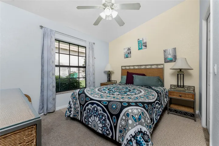 Guest bedroom