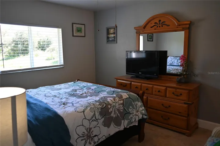 2nd Bedroom w/Queen bed