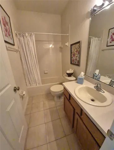 2nd Bathroom