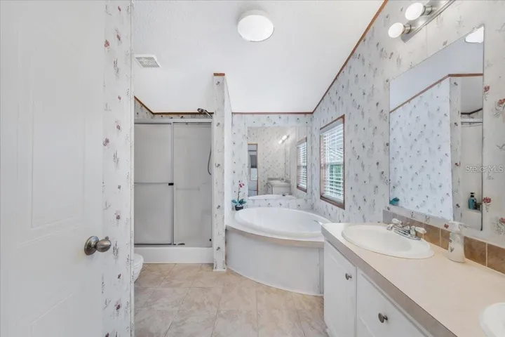 Primary Bath with Dual Sinks