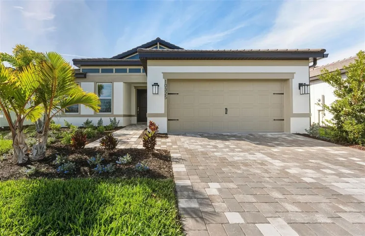 Mystique Exterior