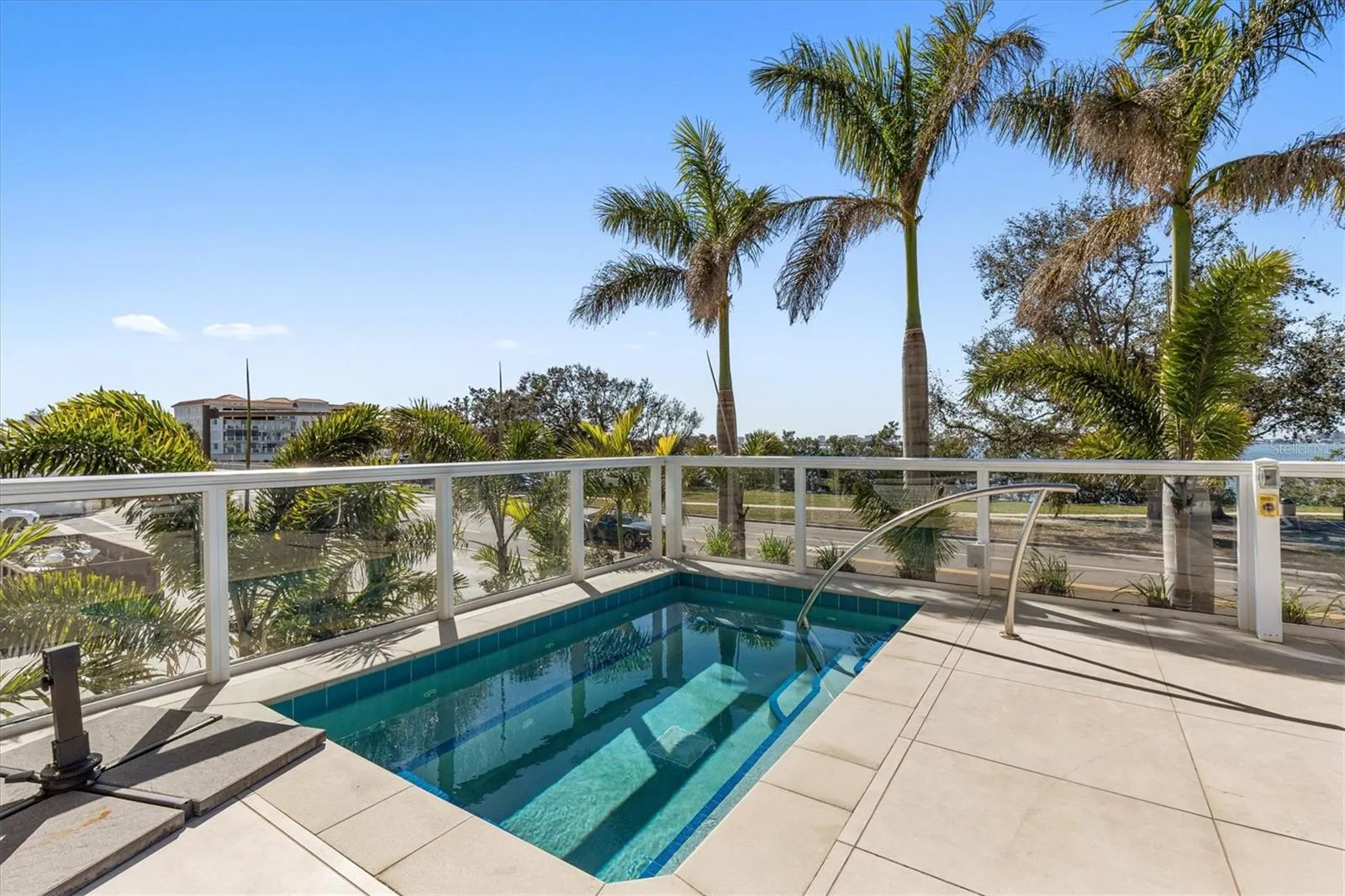Poolside Saltwater Jacuzzi