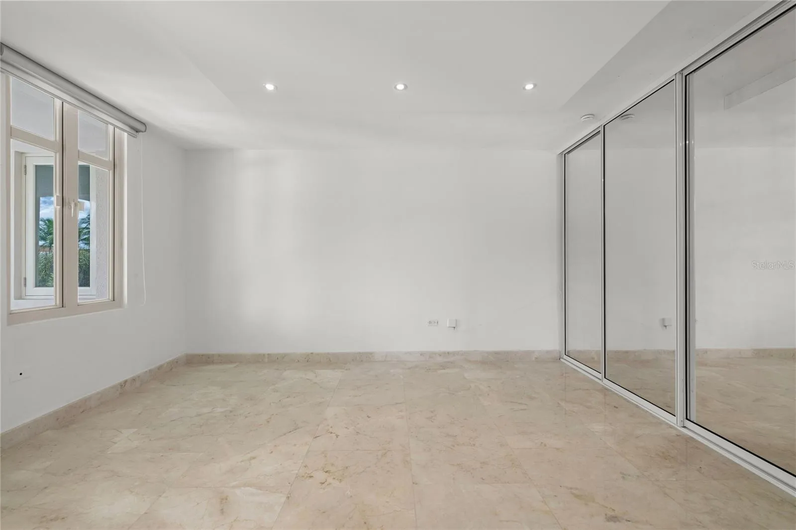 Flex Room