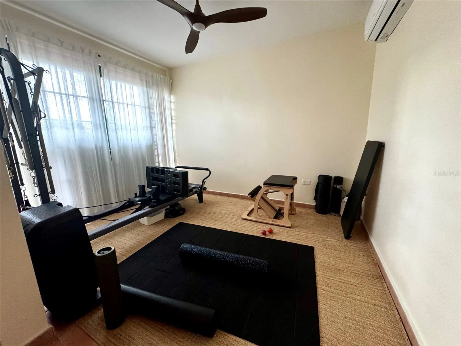 Great space for family room, office or workout room