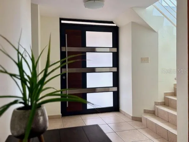 Entrace