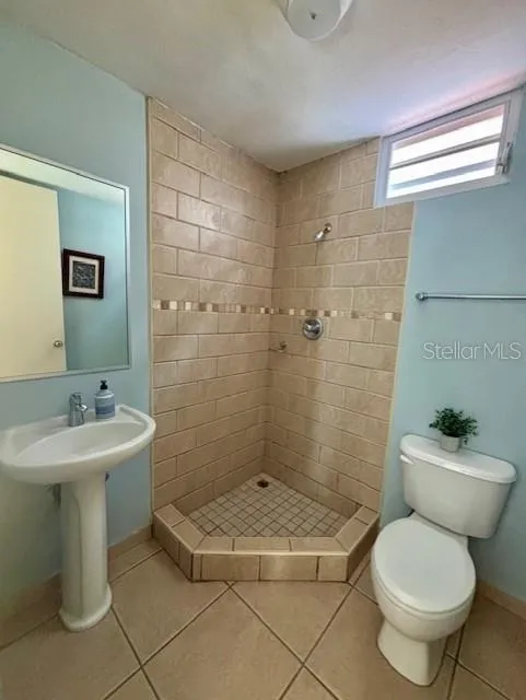 1st Floor Bathroom