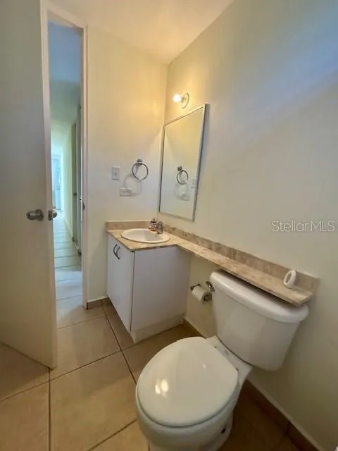 Hallway Full Bathroom