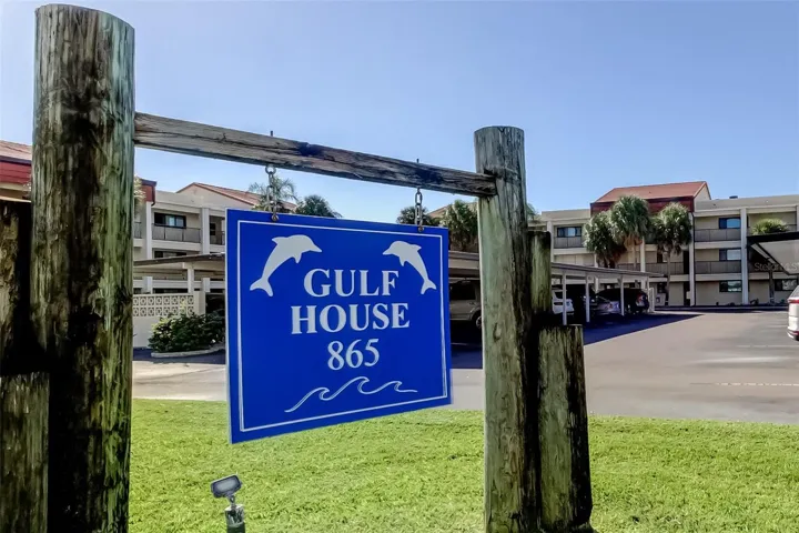 Welcome to the Gulf House