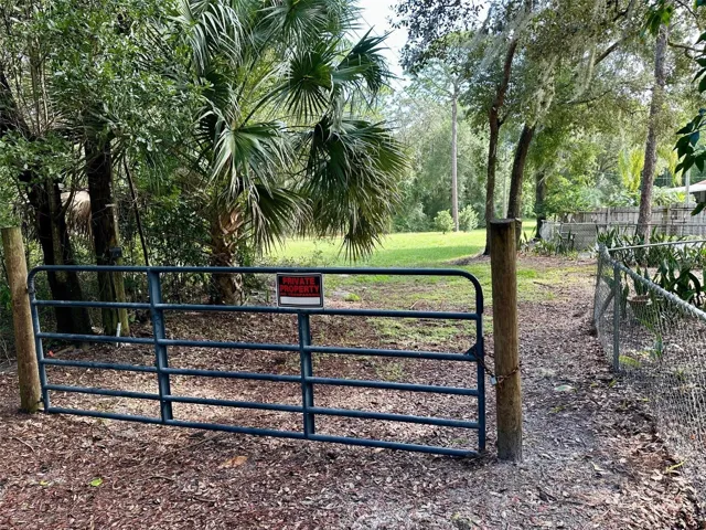 West boarder of lot