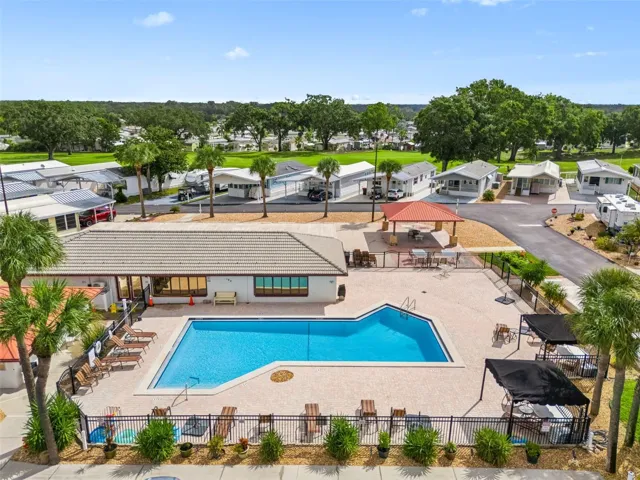 Deer Creek Community Pool