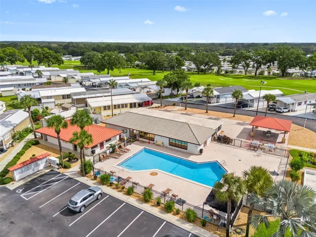 Deer Creek Community Pool