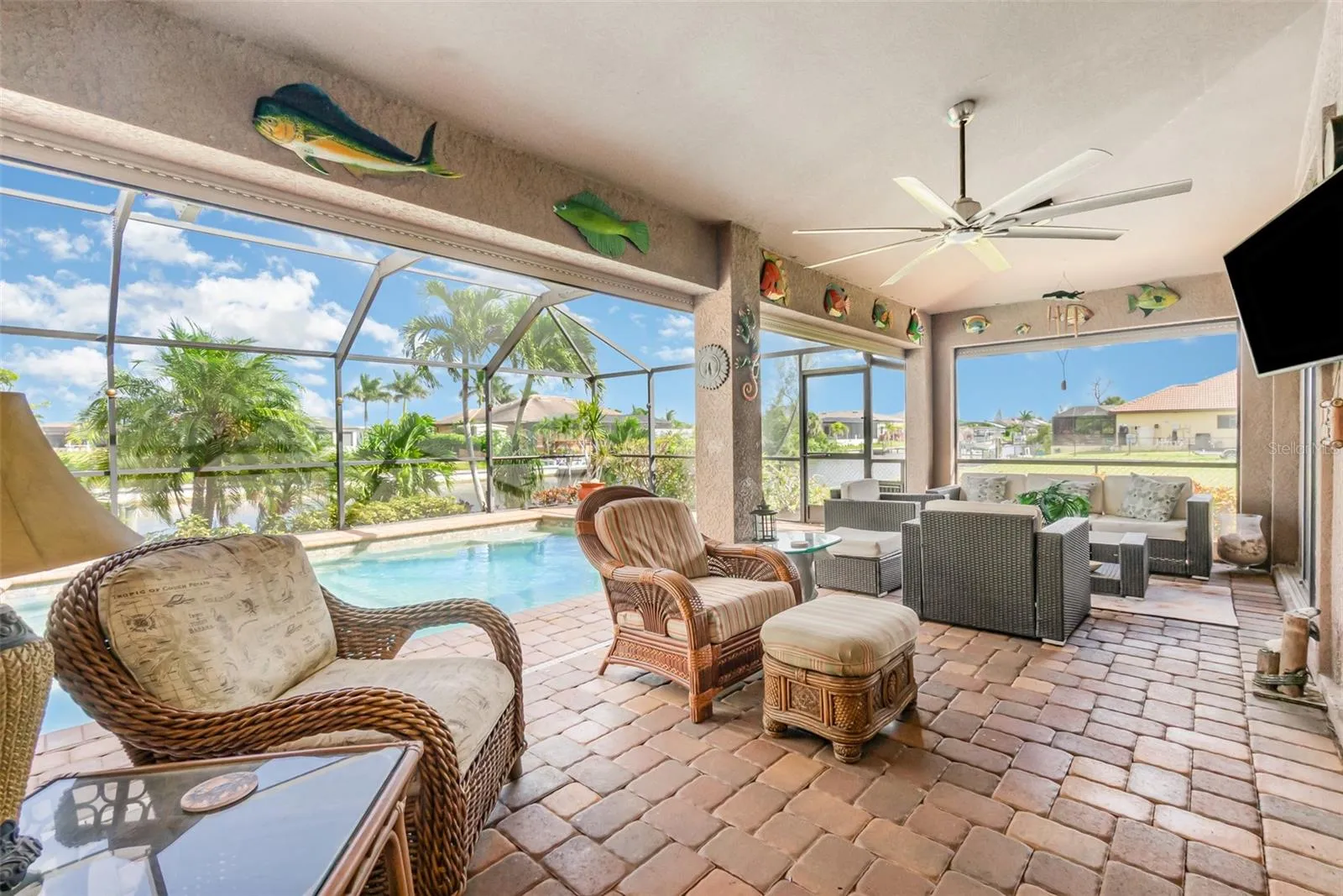 Covered Lanai overlooking pool area