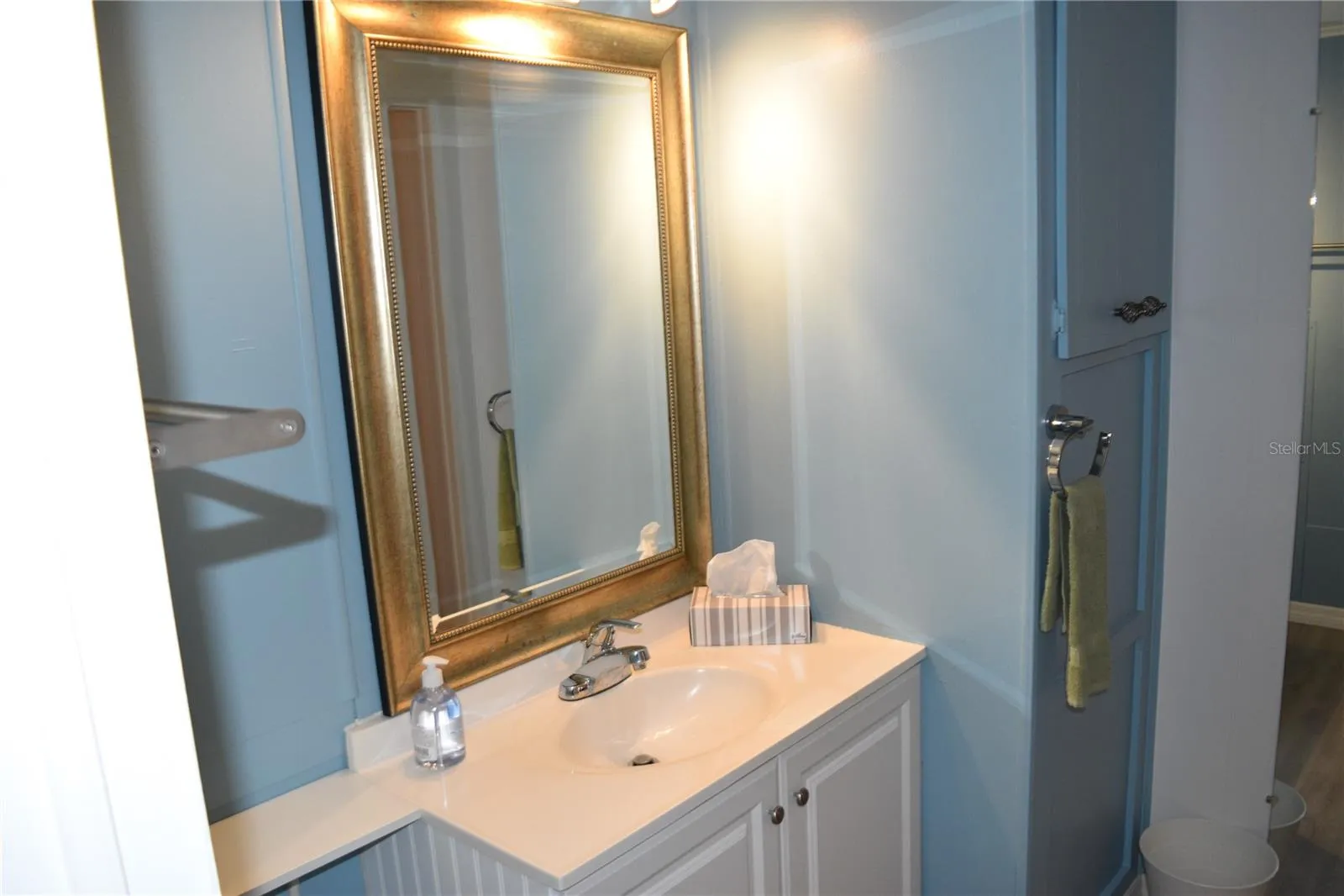 Primary ensuite bathroom