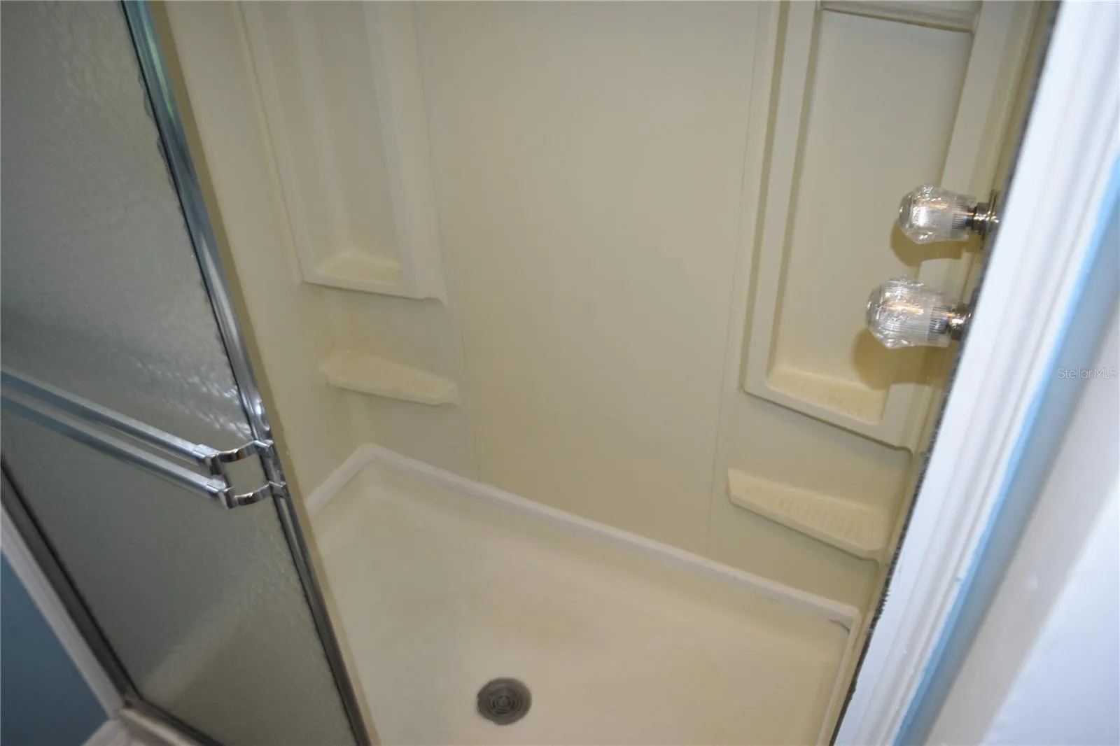 Primary ensuite bathroom