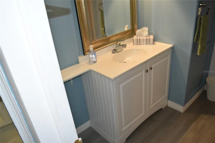 Primary ensuite bathroom