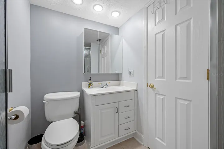 2nd Bathroom