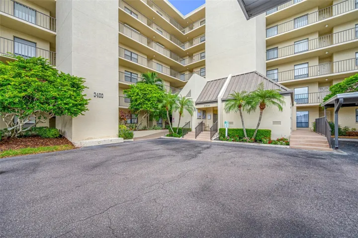 3400 Building located in Cove Cay Village IV