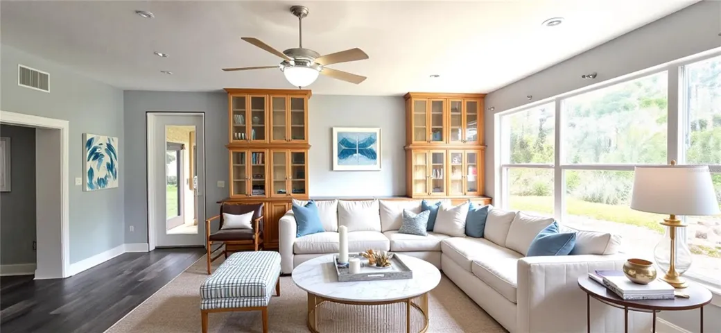 VIRTUALLY STAGED Family Room