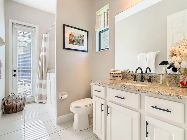 Therapeutic Jetted Tub. Shower Capabilities