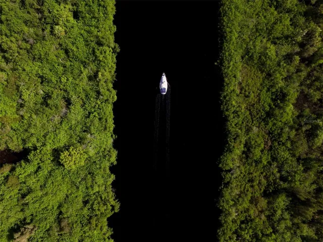 Interceptor Lagoon provides access out to the Myakka River, Charlotte Harbor & Gulf of Mexico