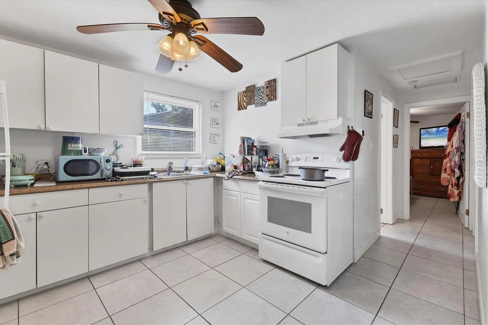 234 - kitchen