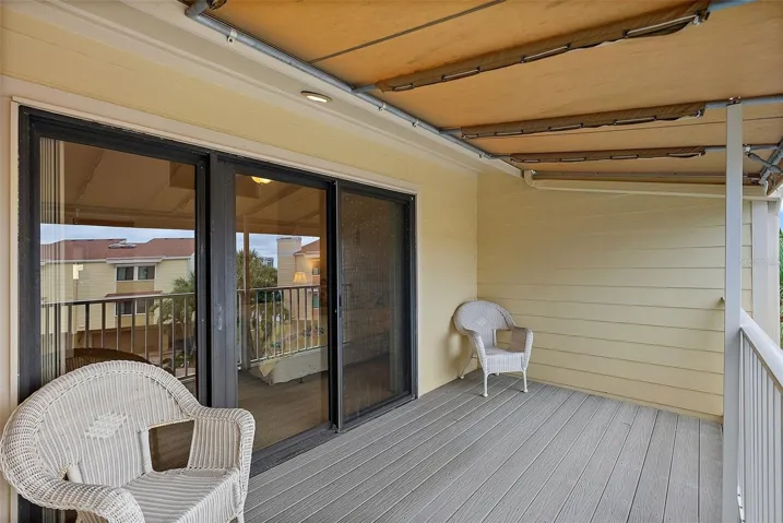 Covered balcony
