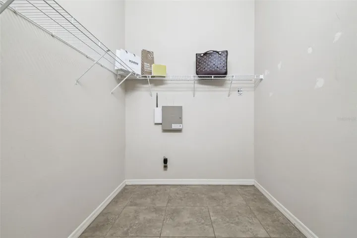 Walk in closet #2
