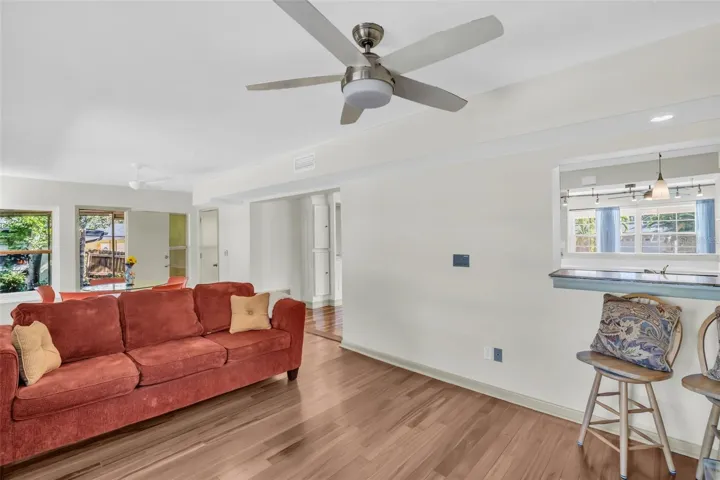 Family Rm with Kitchen Bar access