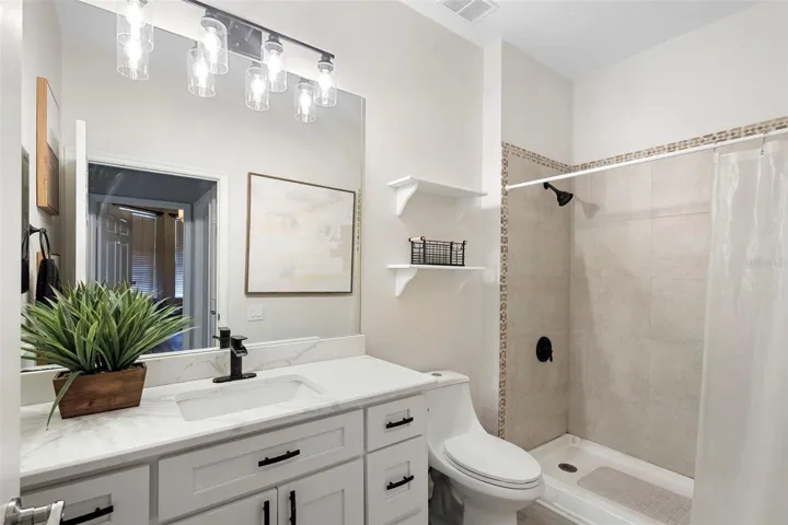 2ND BATHROOM