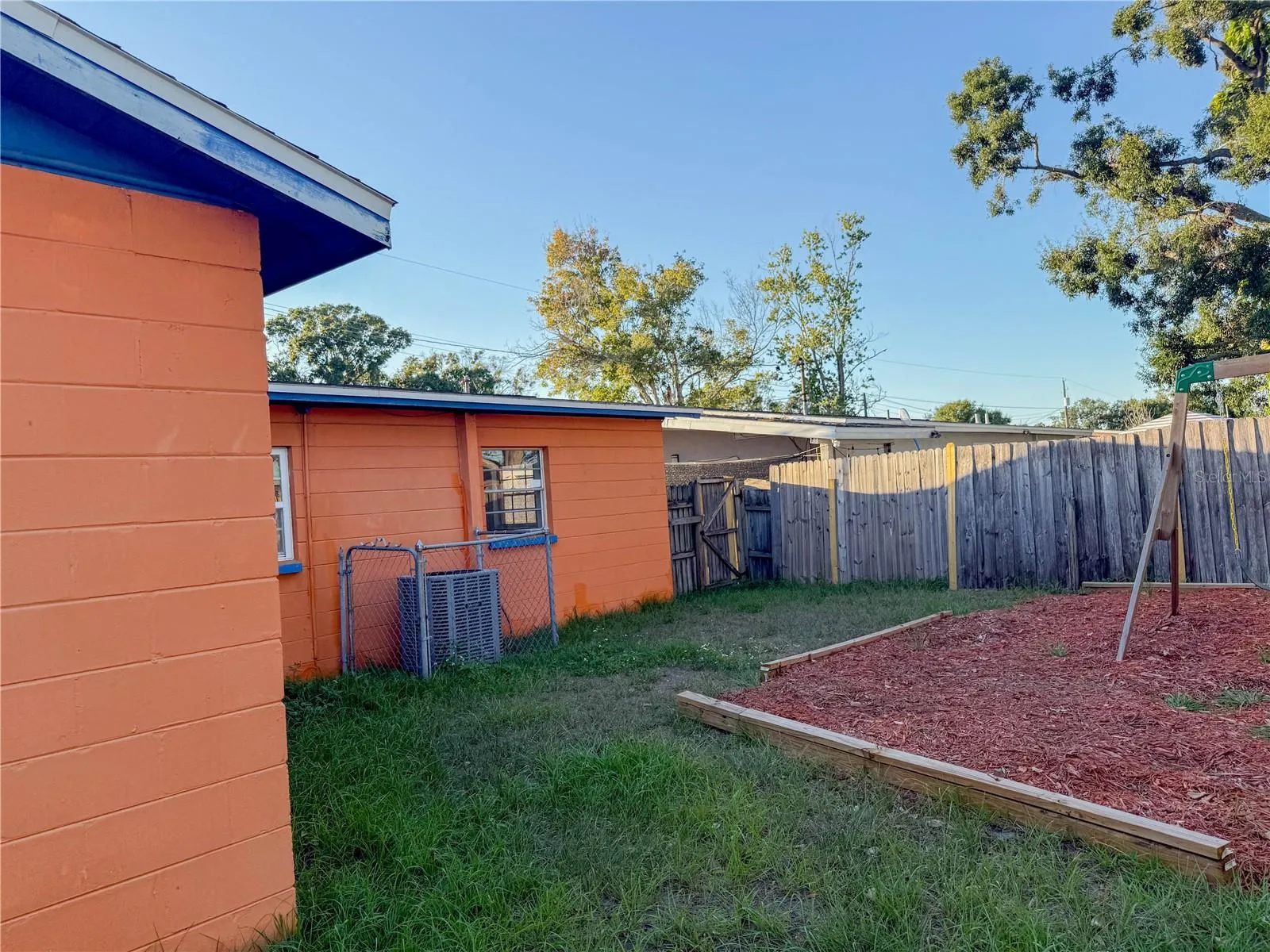 rear exterior 9