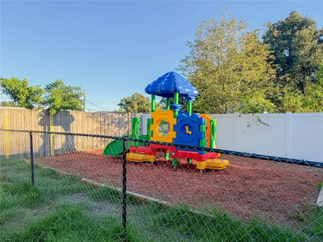 rear exterior 6