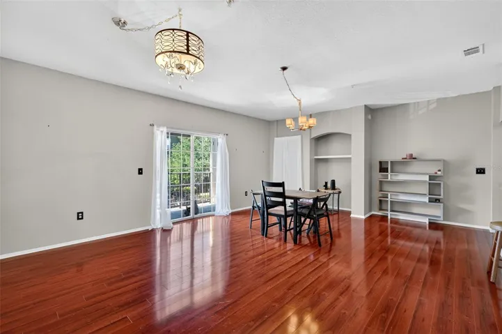 Living/Dining area