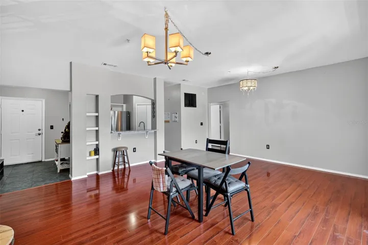 Living/Dining area