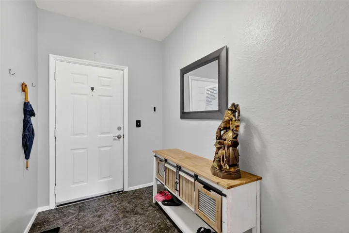 Entry way