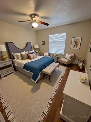 Master Bedroom - Downstairs