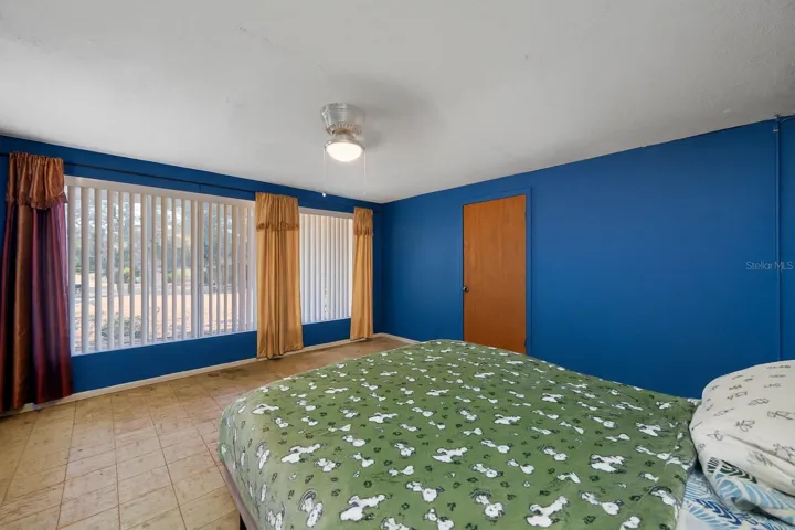 Unit 1 Primary bedroom