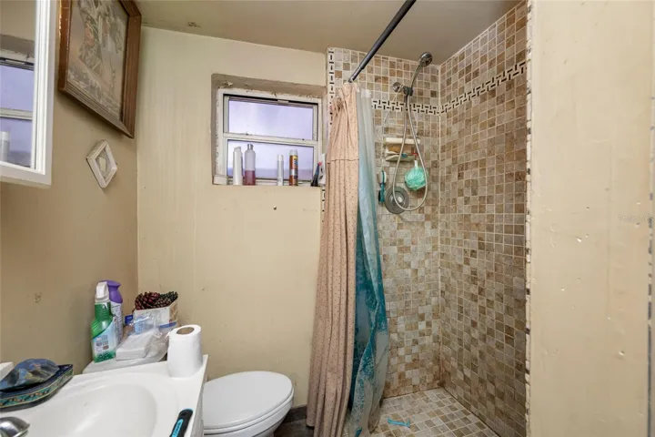 Unit 2 Bathroom