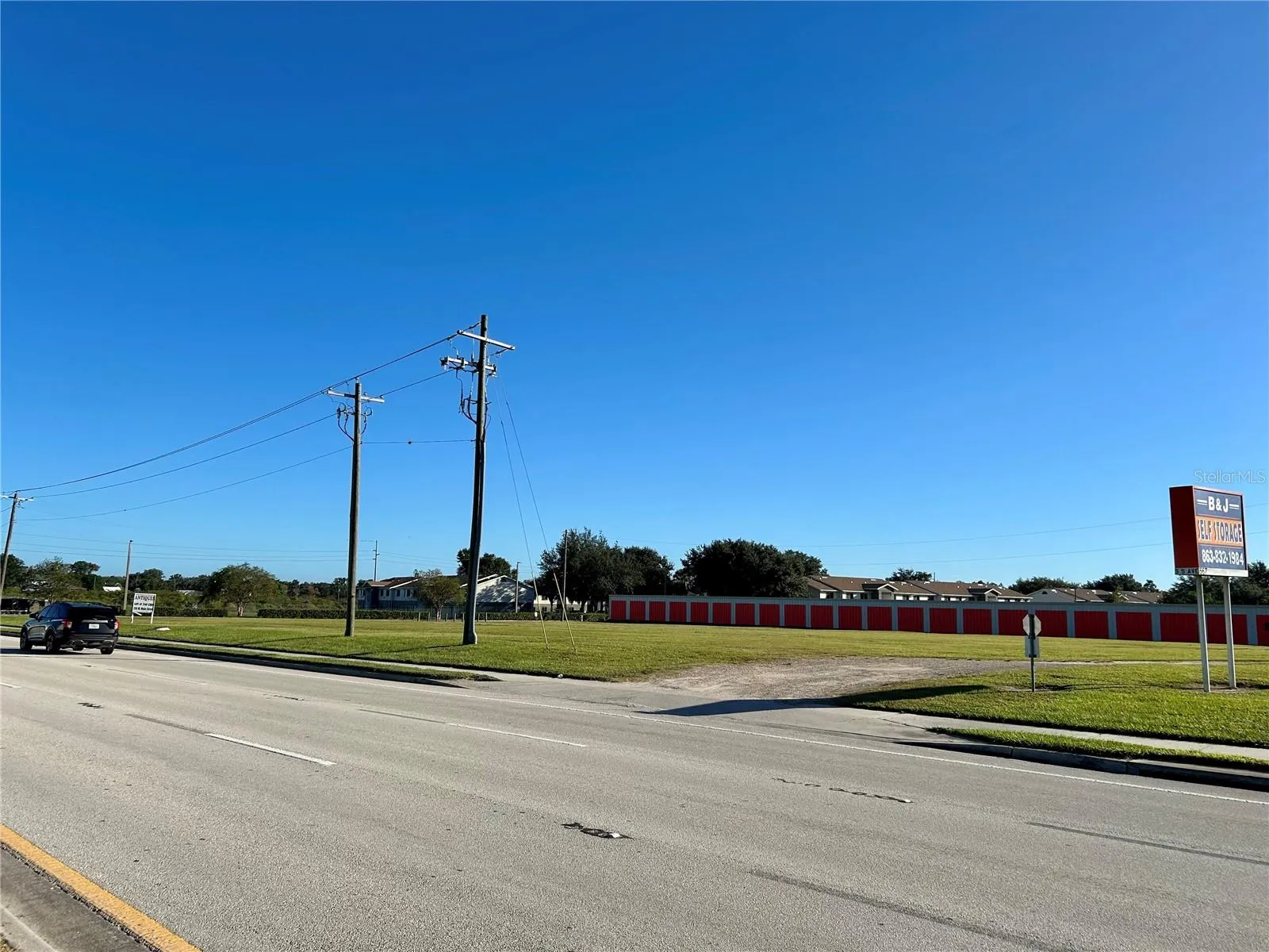 View across US Highway 17 northbound looking northeast to property