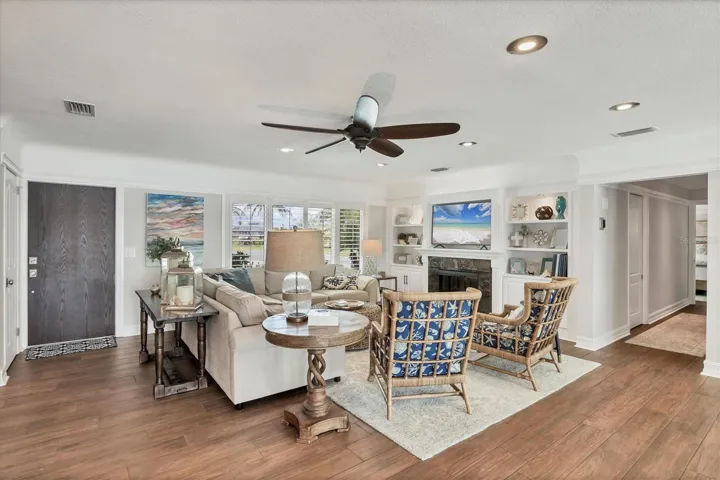 Living Room with Built-Ins and Gas Fireplace!