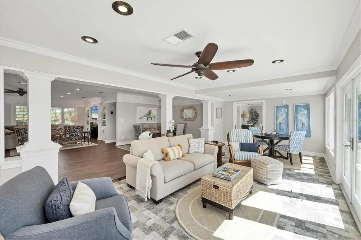 Open Living Areas!