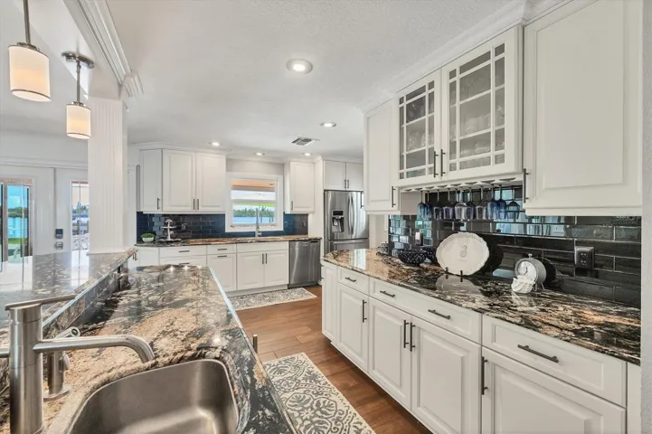 Wet Bar!