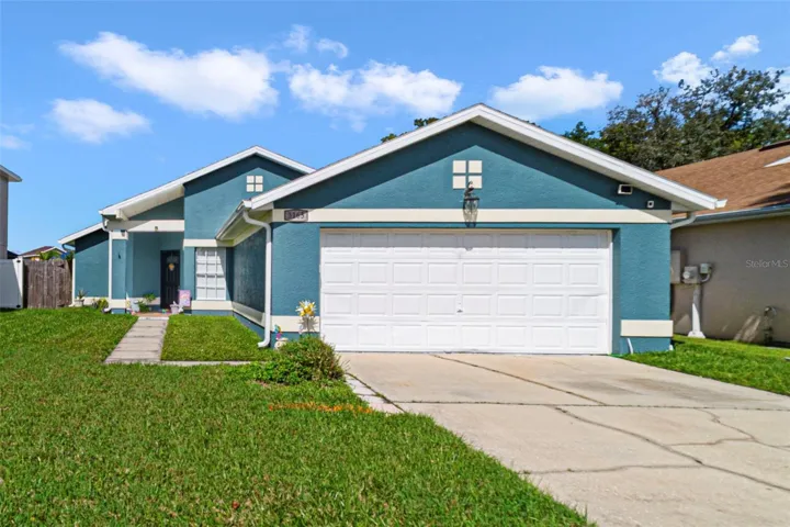 Welcome to Strafford Park, an established community in the heart of Kissimmee with unbeatable convenience, charm and a super LOW HOA!
